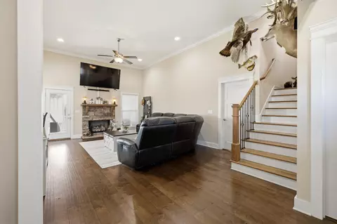 Entry Way - 7338 Will Dr, Harrison, TN 37341 photo 2 of 3