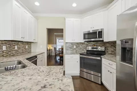 Kitchen - 7338 Will Dr, Harrison, TN 37341 photo 8 of 8