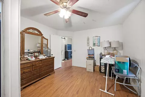 Bedroom - 209 Owens St, Sequatchie, TN 37374 photo 3 of 6