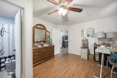 Entry Way - 209 Owens St, Sequatchie, TN 37374 photo 2 of 2