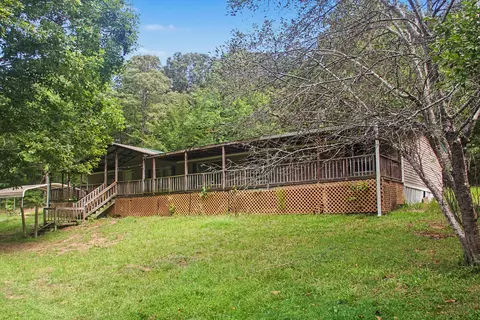 215 Brett Ln, Lafayette, GA 30728