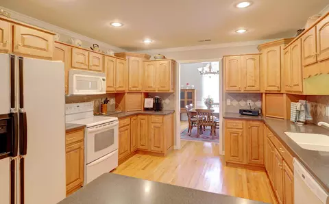 Kitchen - 599 Cardinal Rd, Ringgold, GA 30736 photo 1 of 3
