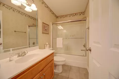 Bath - 599 Cardinal Rd, Ringgold, GA 30736 photo 4 of 4