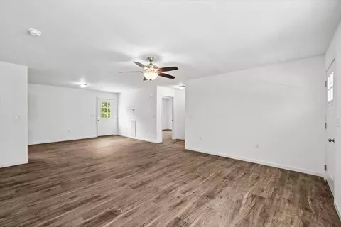 Living - 664 Eber Rd SE, Dalton, GA 30720 photo 3 of 6