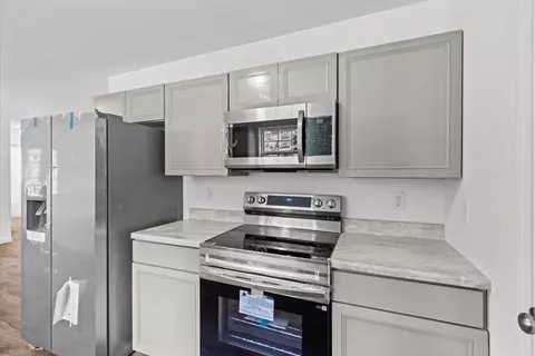 Kitchen - 664 Eber Rd SE, Dalton, GA 30720 photo 1 of 3