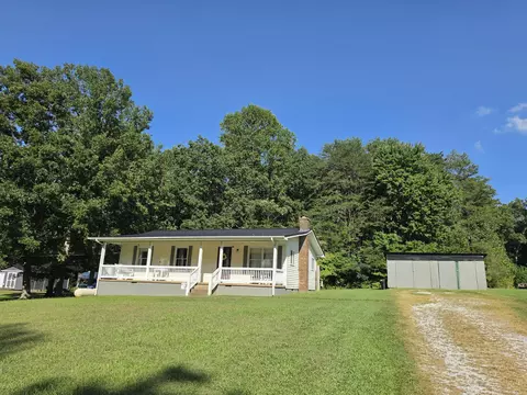 712 55th Ave, Gruetli Laager, TN 37339
