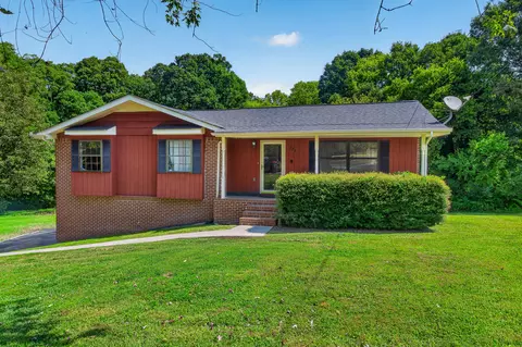 774 Brownwood Cir, Ringgold, GA 30736