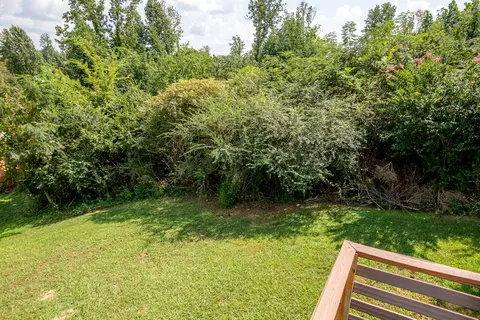 Exterior - 8208 Fallen Maple Dr, Chattanooga, TN 37421 photo 5 of 7