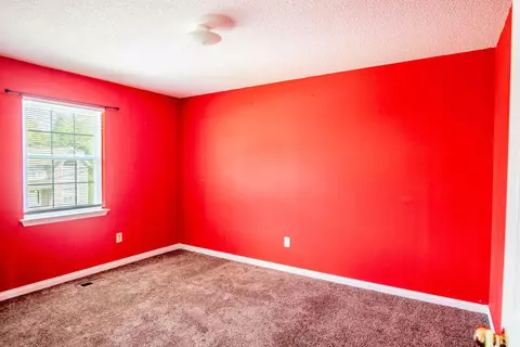 Bedroom - 8208 Fallen Maple Dr, Chattanooga, TN 37421 photo 2 of 6