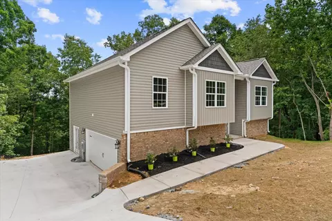 Exterior - 2041 Ashley Lane Ln, Dalton, GA 30721 photo 5 of 10