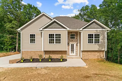 Exterior - 2041 Ashley Lane Ln, Dalton, GA 30721 photo 2 of 10