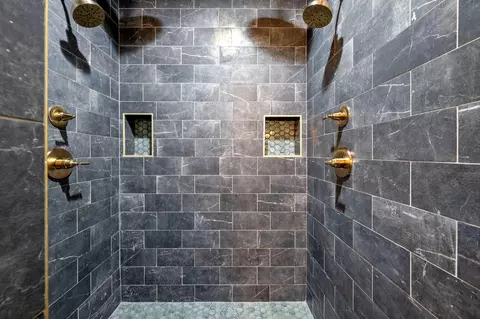 Bath - 315 Browbend Dr, Guild, TN 37340 photo 16 of 17
