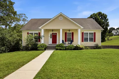 10439 Sovereign Pointe Dr, Soddy Daisy, TN 37379