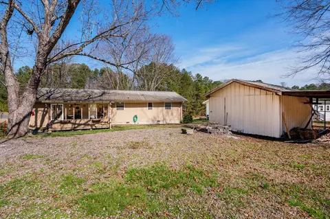 Exterior - 2311 Saunders Rd, Ringgold, GA 30736 photo 8 of 10