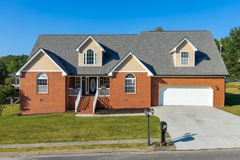 12229 Plow Ln, Soddy Daisy, TN 37379