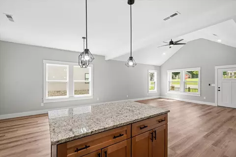 Living - 140 Washington St, Dalton, GA 30721 photo 6 of 6