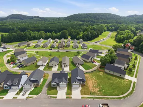 View/Area - 140 Washington St, Dalton, GA 30721 photo 5 of 5