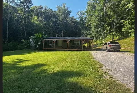 817 Green Pond Rd, Soddy Daisy, TN 37379