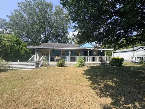 1307 San Hsi Dr, Chattanooga, TN 37412