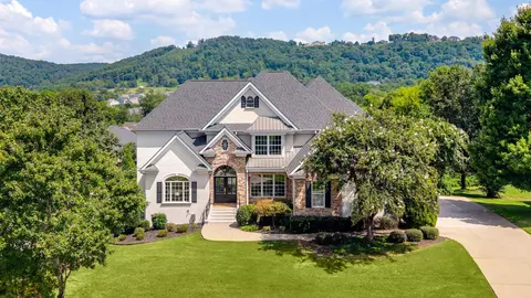 9329 Windrose Cir, Chattanooga, TN 37421