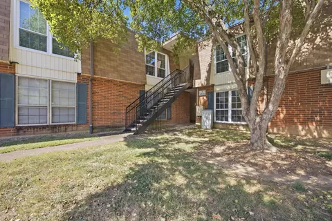 900 Mountain Creek Rd #P247, Chattanooga, TN 37405