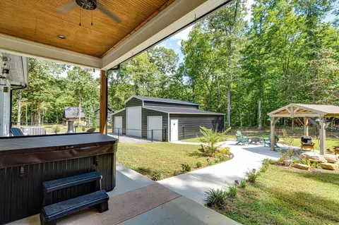 Exterior - 10370 Tn-150, Sequatchie, TN 37374 photo 7 of 17