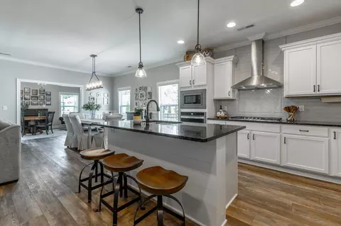 Kitchen - 7473 Tailgate Loop, Ooltewah, TN 37363 photo 8 of 9