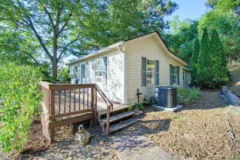 6823 Martha Ave, Chattanooga, TN 37412