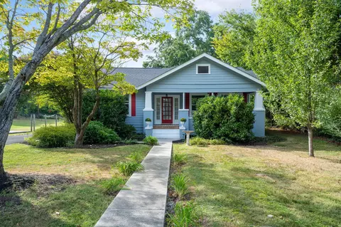 211 Brookfield Ave, Chattanooga, TN 37411