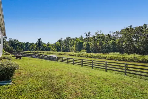 162 Huntley Meadows Dr, Rossville, GA 30741