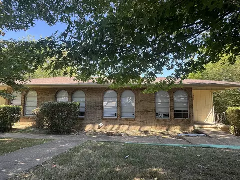 1837 Dana Ln, Hixson, TN 37343