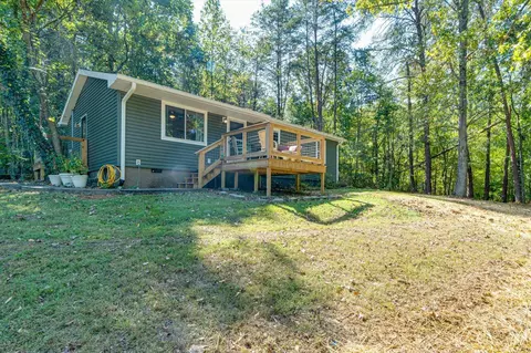 6740 Creek Rd, Wildwood, GA 30757