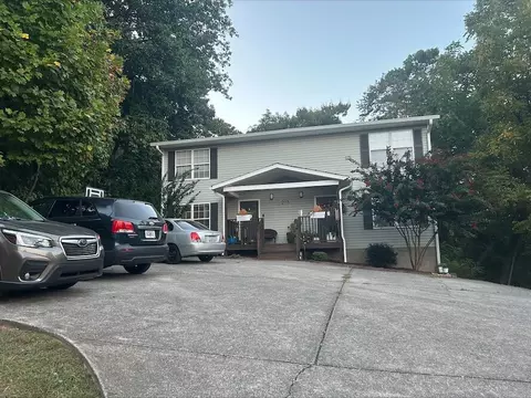 213 Alpine Dr, Rossville, GA 30741