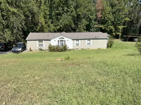 144 Betsy Ln, Rossville, GA 30741