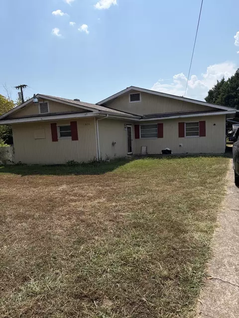 1824 E 27th St, Chattanooga, TN 37407