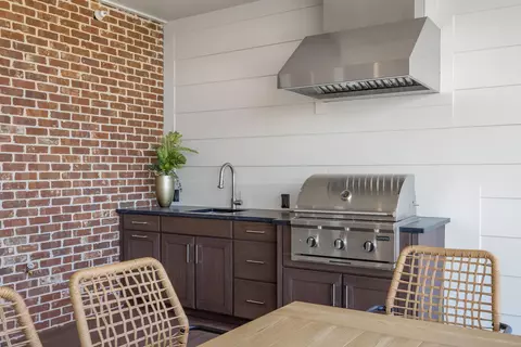 Kitchen - 357 E 4th St, Chattanooga, TN 37403 photo 4 of 4
