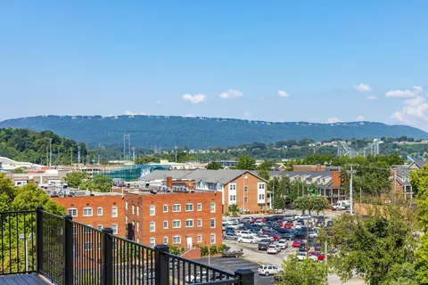 View/Area - 357 E 4th St, Chattanooga, TN 37403 photo 1 of 4