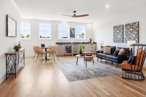 Living - 357 E 4th St, Chattanooga, TN 37403 photo 3 of 3