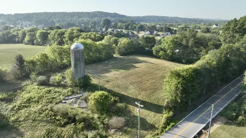 972 Weatherly Switch Trl SW, Cleveland, TN 37311