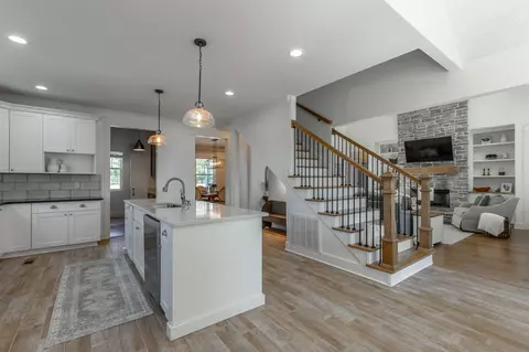 Entry Way - 3481 Post Oak Rd, Ringgold, GA 30736 photo 4 of 5