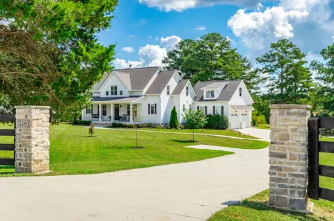 Exterior - 3481 Post Oak Rd, Ringgold, GA 30736 photo 2 of 51