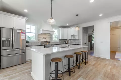Kitchen - 3481 Post Oak Rd, Ringgold, GA 30736 photo 3 of 4