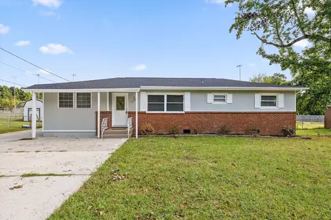 355 Warren Dr, Chattanooga, TN 37419