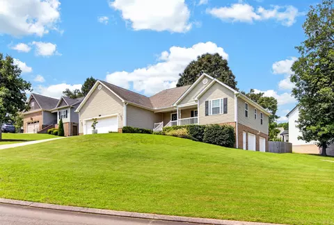 142 Orrie Moss Ct SE, Cleveland, TN 37323