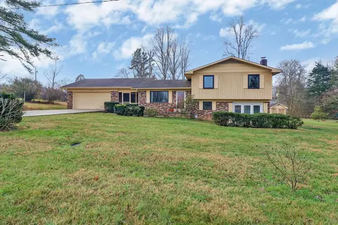 1209 Sequatchie Rd, Pikeville, TN 37367