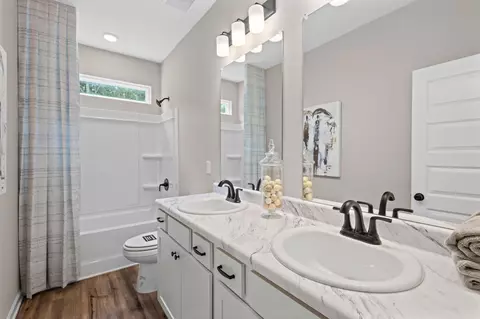 Bath - 89 Willow Cir, Rock Spring, GA 30739 photo 1 of 5
