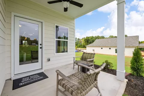 Exterior - 127 Willow Cir, Rock Spring, GA 30739 photo 3 of 3