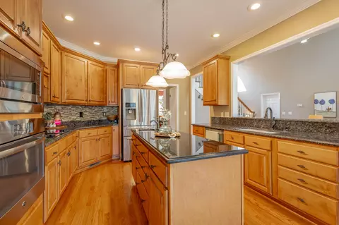 Kitchen - 1791 Windstone Dr, Ringgold, GA 30736 photo 6 of 12