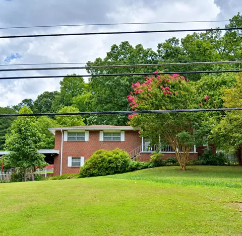 7622 Harper Rd, Hixson, TN 37343