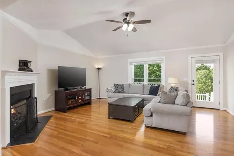 Living - 300 Bullens Rd, Ocoee, TN 37361 photo 1 of 3